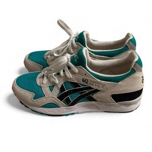 ASICS Gel-Lyte V Teal Tan Running Shoes Men’s Size 7.5 Mesh Suede NO INSOLES
